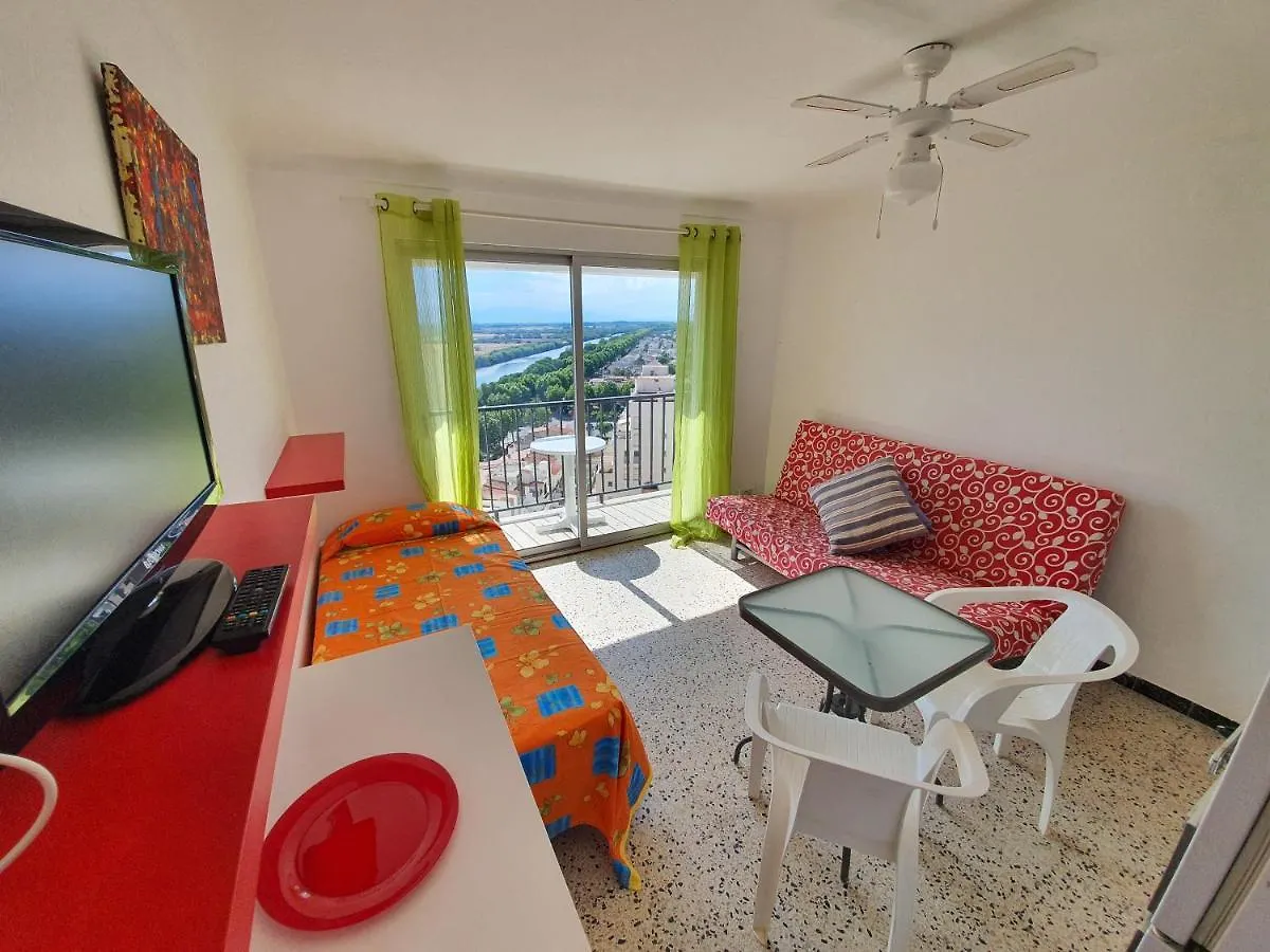 Karina Beach-2 Apartment Empuriabrava