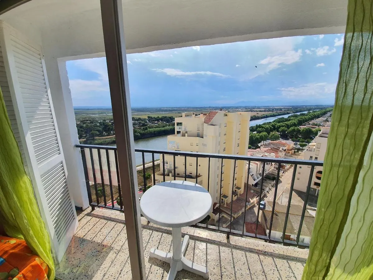 Karina Beach-2 Apartment Empuriabrava